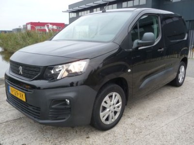 Peugeot Partner 1.6 BlueHDI Premium zijdeur, 100pk cruise, airco