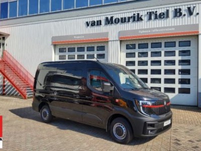 Renault MASTER 150.35  EURO 6  L2H2 GESLOTEN ZWART METALLIC