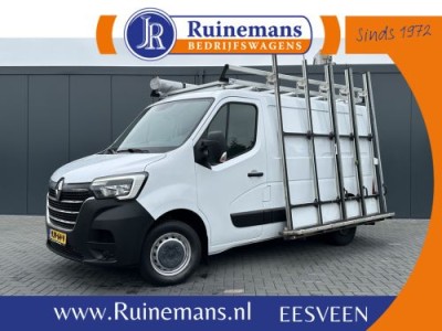 Renault Master 2.3 DCI 136 PK / L1H1 / GLASRESTEEL / 1e EIG. / 2.5T TREKHAAK / IMPERIAAL / CAMERA / AIRCO / CRUISE