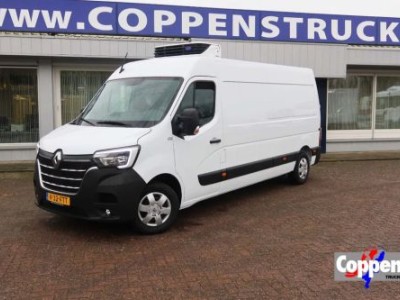 Renault Master Koel/Vries/verwarmen 220 volt stekker Carrier Xarios 350 135 PK