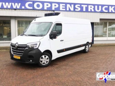 Renault Master Koel/Vries/verwarmen 220 volt stekker Carrier Xarios 350 135 PK