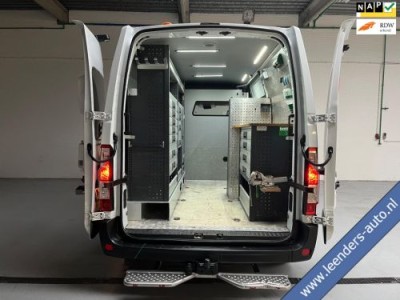 Renault Master SERVICEWAGEN T35 2.3 DCI 145PK EURO6 L2H2 VICTRON V230 BOTT INRICHTING AIRCO STANDKACHEL TREKHAAK RIJKLAARPRIJS!