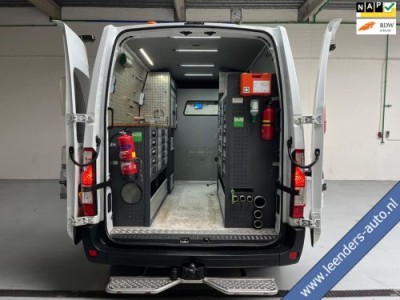 Renault Master SERVICEWAGEN T35 2.3 DCI 145PK euro6 L2H2 VICTRON V230 BOTT INRICHTING AIRCO STANDKACHEL TREKHAAK RIJKLAARPRIJS!