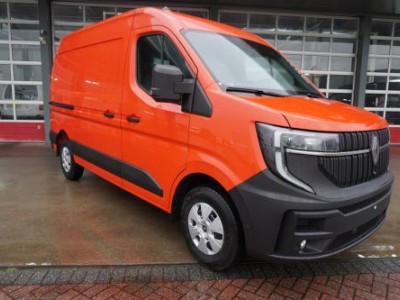 Renault Master T35 2.0 dCi 170PK L2H2 Extra Schuifdeur L / R Nr. V176 | Climate | Navi | Cruise | Trekhaak