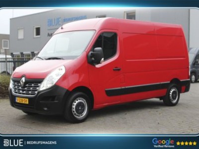 Renault Master T35 2.3 dCi 130PK Euro6 L2H2 â airco â 3-zits â navigatie â trekhaak 2500KG â camera