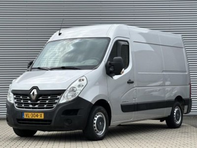 Renault Master T35 2.3 dCi L2H2 Trekhaak Navi Cruise control