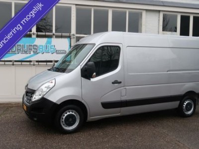 Renault Master 146PK|1eEig! L2H2|Airco|Cruise|NAVI|Trekhaak|PDC|NETJES! Renault Master 146PK|L2H2|Airco|Cruise|NAVI|Trekhaak|PDC|NETJES!