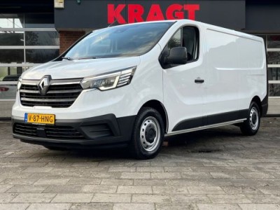 Renault Trafic 2.0 Blue dCi 110 T30 L2H1 Achteruitrijcamera, navi, cruise, airco, drie zitplaatsen