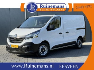 Renault Trafic 2.0 dCi 120 PK / L1H1 / 1e EIG. / 2x SCHUIFDEUR / TREKHAAK / AIRCO / CRUISE