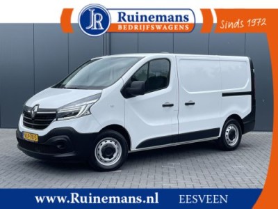 Renault Trafic 2.0 dCi 120 PK / L1H1 / 1e EIG. / 2x SCHUIFDEUR / TREKHAAK / LED / AIRCO / CRUISE