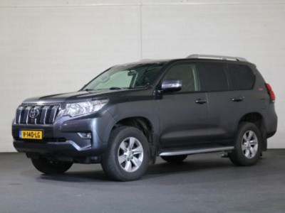 Toyota Land Cruiser 2.8 D-4D-F Challenger Blind Van