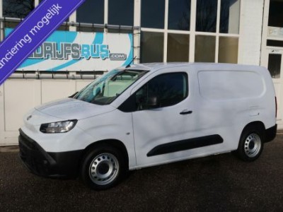 Toyota PROACE CITY 130PK Challenger, Lang, Bankje DIRECT LEVERBAAR!