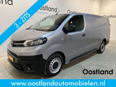 Toyota ProAce 2.0 D-4D Navigator Long / Euro 6 / Airco/ Cruise Control / CarPlay / Navigatie / Trekhaak / 3-Zits / 62.800 KM !!