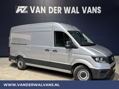 Volkswagen Crafter 2.0 TDI 140pk **BPM VRIJ voor de Ondernemer** L3H3 L2H2 Achterwiel aandrijving Euro6 Airco | Camera | 3000kg Trekhaak | Apple Ca Android Auto, Bijrijdersbank