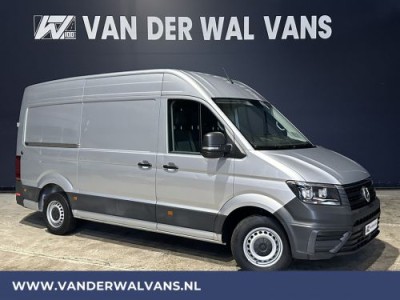 Volkswagen Crafter 2.0 TDI 140pk L3H3 L2H2 Euro6 Airco | 3000kg Trekhaak | Navigatie | 3-Zits | apple carplay, android auto