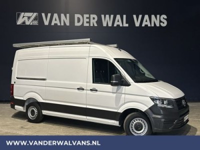 Volkswagen Crafter 2.0 TDI 141pk L3H3 L2H2 Euro6 Airco | Imperiaal | Camera | Navigatie | Apple Carplay | 3000kg Trekhaak Android Auto, Verwarmde voorruit, Bijrijdersbank