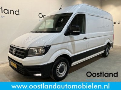 Volkswagen Crafter 35 2.0 TDI L3H3 140 PK / Euro 6 / Trekhaak 3000 KG / Airco / Cruise Control / CarPlay / Camera / Navigatie