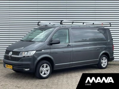 Volkswagen Transporter 2.0TDI 110PK L2H1 Highline Car-Play Airco Cruise Multifunctioneel stuurwiel Trekhaak Navigatie Bluetooth Sensoren