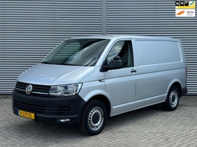 Volkswagen Transporter 2.0 TDI L1H1Highline Airco/ Navi/ Cruise/ PDC/ 3 Zits/