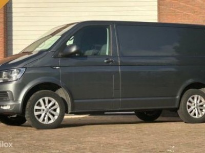 Volkswagen Transporter 2.0 TDI L1H1 Highline Apple Carplay Navi PDC