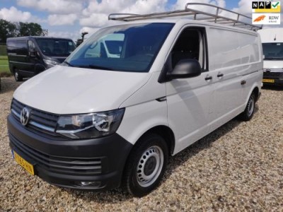 Volkswagen Transporter 2.0 TDI L2H1 lang , Euro 6 , Dubbele schuifdeur , Inrichting , 150 PK , Apk Aug. 2025.