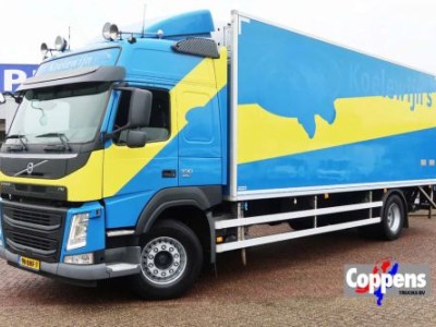 Volvo FM 330 Carrier Supra 750