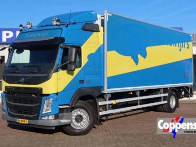 Volvo FM 330 Koel/Vries+Klep Carrier Supra 750