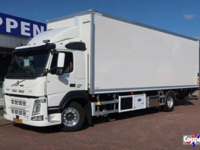 Volvo FM FM 330 4x2 Full air. Carrier Supra 1150U-MT. Bi-Temp